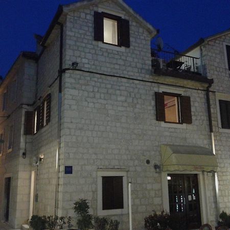 House Ivancic-Free Parking Trogir Eksteriør billede