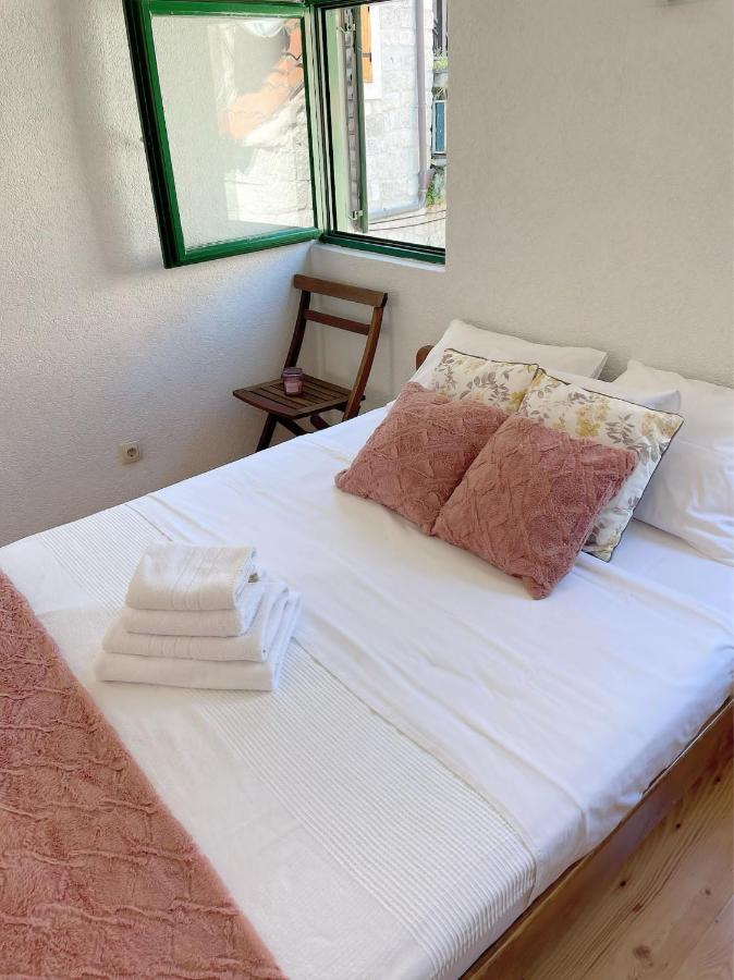 House Ivancic-Free Parking Trogir Eksteriør billede