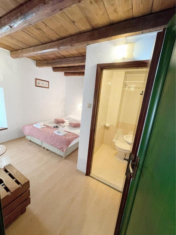House Ivancic-Free Parking Trogir Eksteriør billede